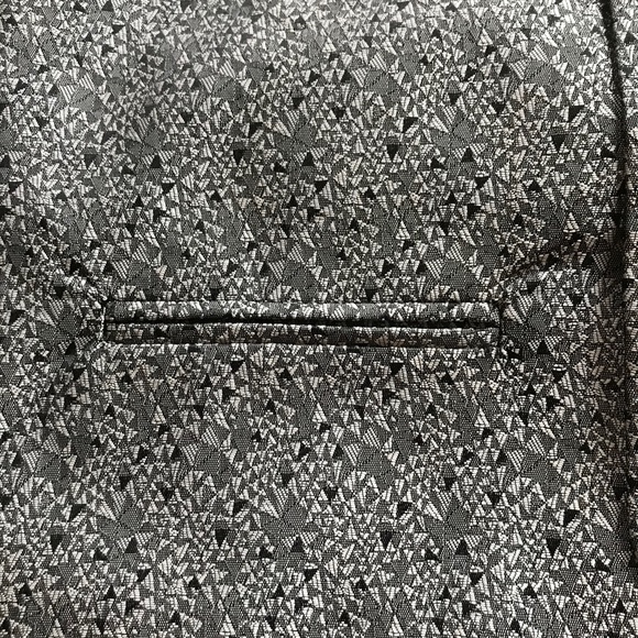 Bill Blass dressy vest - Picture 4 of 8